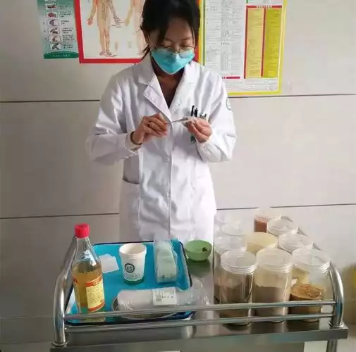 敷药包减肥的副作用：危险的减肥方式(1)